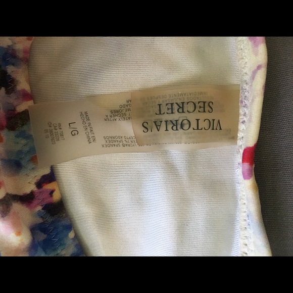 Floral ruffled string bikini - Picture 2 of 4